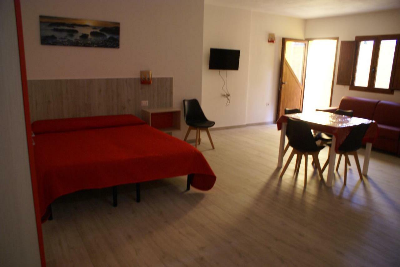 Appartement Casa Mariolu 2 à Cala Gonone Extérieur photo